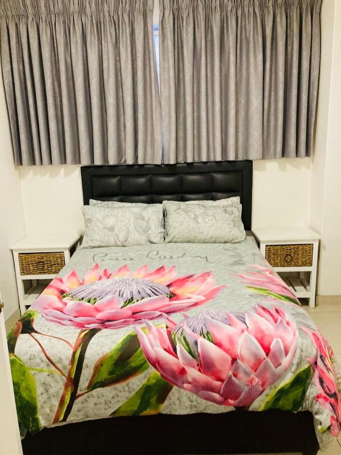 206 Tenbury Beach Apartment Durban Buitenkant foto