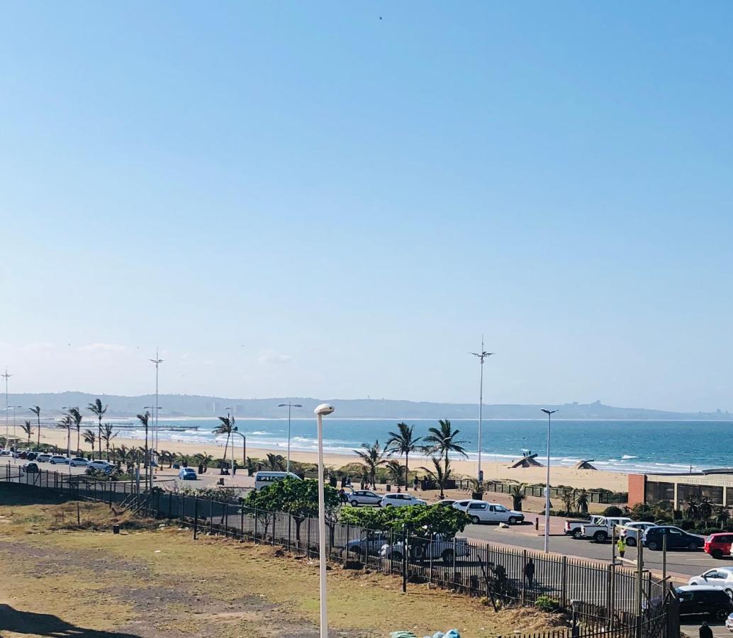 206 Tenbury Beach Apartment Durban Buitenkant foto